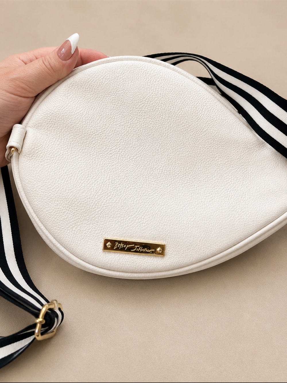 Betsey Johnson Tennis Racket Crossbody Bag White Pink Novelty Purse Sporty Chic - Picture 5 of 7